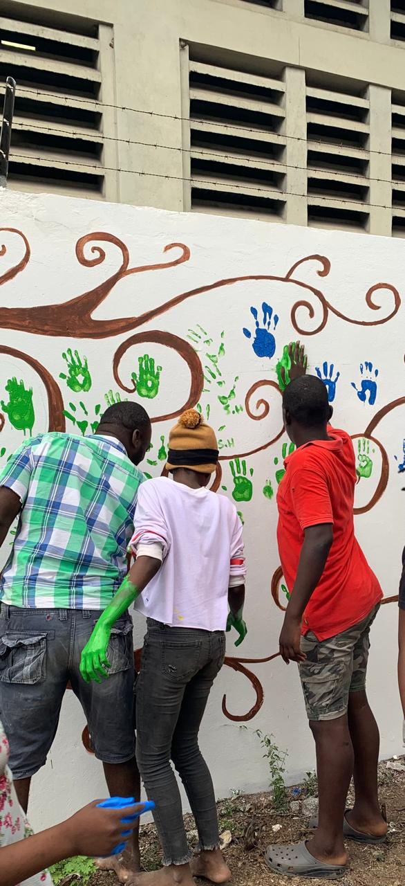 Maxfield Park Handprint Mural